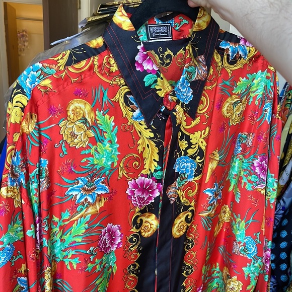 Rare silk Versace La Mer print button down shirt - Picture 9 of 9